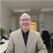 intensive sowie individuelle Prüfungsvorbereitung & Konversation über prüfungsrelevante Themen